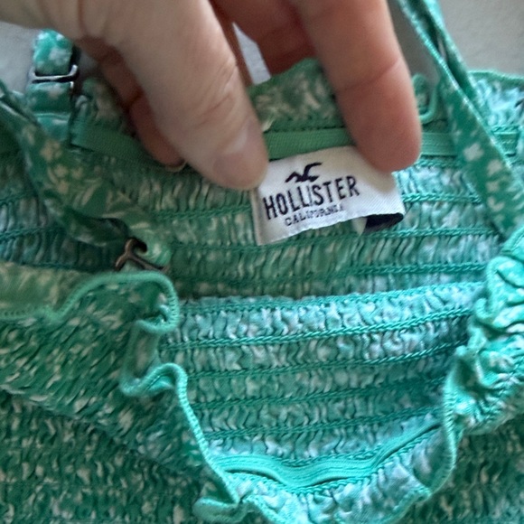 Hollister Juniors Smocked Floral Ruffle Cami Top in Mint Green - Picture 2 of 5